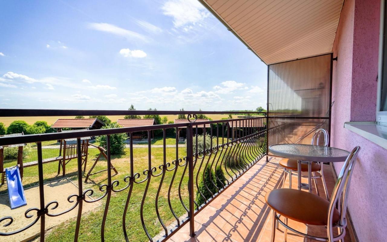 Apartmany Karmon Park Veľký Meder Zewnętrze zdjęcie